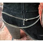 None NWOT Cute Blue Bead and Silver Tone Charm & Chain Boot Bracelet Accessory 15" Photo 4