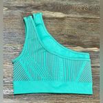 Fabletics  Indy Seamless Sports Bra - Bermuda Sea/Raincloud - Small - EUC Photo 5