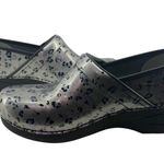 Dansko Women's XP 2.0 Grey Leopard Patent Leather Nursing Clogs Photo 9