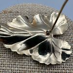 Vintage Brooch Pin Brushed Textured Gold Tone Leaf Crystal Rhinestones Judy Lee Photo 12