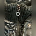 DKNY  puffer coat VERY NICE ☃️ Photo 2