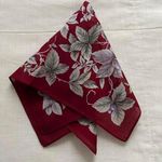 Burgundy red floral vine print bandana Photo 0