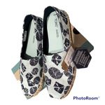 NWT-Tom shoes Rope Soft Blue Batik Photo 1