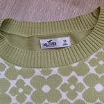 Hollister sweater Photo 3