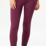 Girlfriend Collective  Compressive High-Rise Pocket cropped Leggings in plum Photo 0
