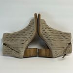 Toms Majorka Booties Woman's 7 Peep Toe Desert Taupe Neutral Stacked Heel Photo 8
