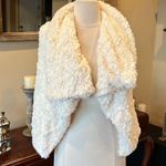 Me Jane  Cream Off White Sherpa Wrap Stole Faux Fur Vest Plush Womens XS Shrug Photo 3