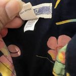 Gap women’s vintage Navy Floral print Shirt 100% cotton size Small Photo 3