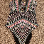 Bar III  Women's One‎ Piece Swimsuit Geometric Pattern Halter Tie Back Size S Photo 0