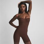 SKIMS  BODY CORE SCULPT UNDERWIRE MID THIGH BODYSUIT IN‎ COCOA size M NWOT Photo 3