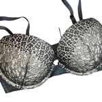 Victoria's Secret Bra Size 34D Banded Push Up Chantilly Lace Classic Style Black Photo 2