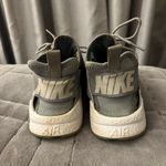 Nike Womens air huarache Photo 1