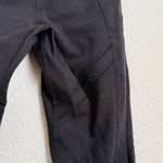 Alo Yoga  Black Cropped Leggings Size S Photo 4