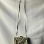 Apt. 9  BEADED LIGHT GOLD SILVER CHAIN PURSE KISS CLASP VERY GOOD CLEAN CONDITION Photo 5