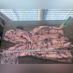 Mac Duggal  Short-Sleeve V-
Neck Mini Dress‎ size 2 NWT Photo 6