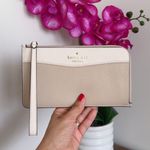 Kate Spade Lucy Colorblock Pebbled Leather Medium L-zip Wristlet in Light Sand Photo 0