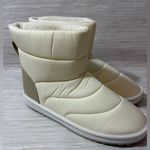 Lands' End 🆕  WOMENS 10 ✨ Cream Winter Boots NWT Photo 0