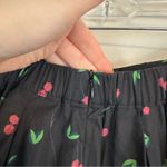 Ludo Cherry | Black Cherry Print A Photo 3