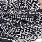 Vera Bradley  MIDNIGHT PAISLEY DESIGN Floral Black and White Women's PURSE Photo 8