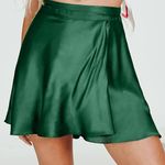 Boutique Emerald Green Silk Wrap Skirt Photo 2