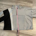 Sports Illustrated Arctic Gray Cropped Long Sleeve Quarter Zip Pullover Photo 9