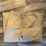 Liz Claiborne  Light Tan Cropped Pants / DG114 Photo 4