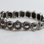 Source Unknown Gothic Black Crystal Silver Tone Metal Stretch Renfest Party Like New Bracelet Photo 0