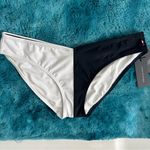 Tommy Hilfiger Women's Color Block V-Cut Bikini Bottom Size L Photo 0