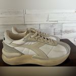 DIADORA Gender Inclusive Mercury Elite Water Resistant Sneaker in Size 6 5. (Wo) White Photo 1