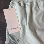 Lululemon NWT Hotty Hot High-Rise Lined Short 2.5" Mint Breeze - Size 14 Photo 5