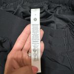 Lululemon Shorts Hotty Hot 2.5" Low-Rise Lined Black Photo 3