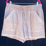 Universal Threads Universal Thread Tan Cargo Shorts with Elastic Waistband Photo 0