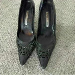 Manolo Blahnik  Fiorix Suede Cut-Away Pumps 38 1/2 color black . Photo 1