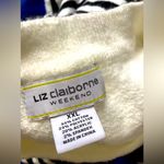 Liz Claiborne Ladies casual sweater 💙🤍🖤 Photo 5