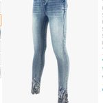 Womens HR Lightwash Embellished Embroidered Raw Edge Skinny Jeans sz 6 Blue Photo 2