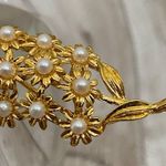 Vintage Faux Pearl Flowers Gold Photo 7