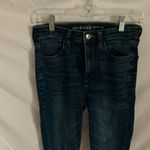 American Eagle : Super Hi-Rise Jeggings Crop- Super stretch- frayed hem-6 regular Photo 4