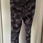 Yogalicious Camo Leggings Photo 1