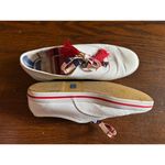 Keds Kate Spade/ Women's White Canvas Sneakers w/tassel sz 7 Photo 4