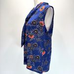 Adrienne Vittadini Blue Retro Floral Sleeveless Blouse Metal Logo Hardware Photo 2