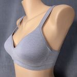 Carole Hochman Small Seamless Comfort Bra Wire Free Molded Cups Straps Grey Photo 1