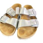Birkenstock  Women's Silver Metallic Leather Arizona Sandals Sz 40 W Sz 9 Photo 2
