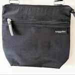 Baggallini Black Nylon Crossbody Multi-color Strap Anti-theft Travel Organizer Photo 9