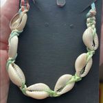 Shell Bracelet with Braided Cord White Photo 3