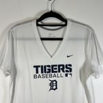 Nike ‎ Dri-Fit Women’s MLB Detroit Tigers Baseball Top Size Large White Sporty Photo 1