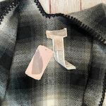 Forever 21 New Gray/ Black/ White Poncho Wrap One Size By Photo 5