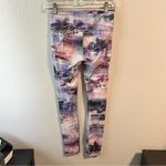 Lululemon Fast & Free 7/8 Tight II *Nulux 25"
Sunrise Silhouette Multi Photo 7