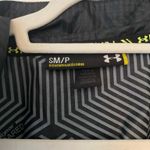 Under Armour Windbreaker Photo 1