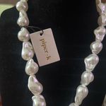 Piper . K VIRAL 21" NECKLACE WITH PEARLS AND A HEART IN MATTE GOLD Photo 12