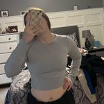 Amazon Cropped Long Sleeve Workout Top Photo 3